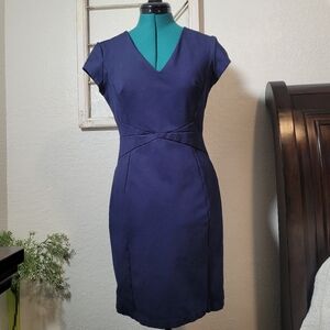 Halogen Navy Blue V-neck Dress with Back all the Way Down Zipper Detail Size 6